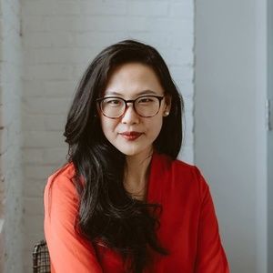 Meet your Posher, Lara